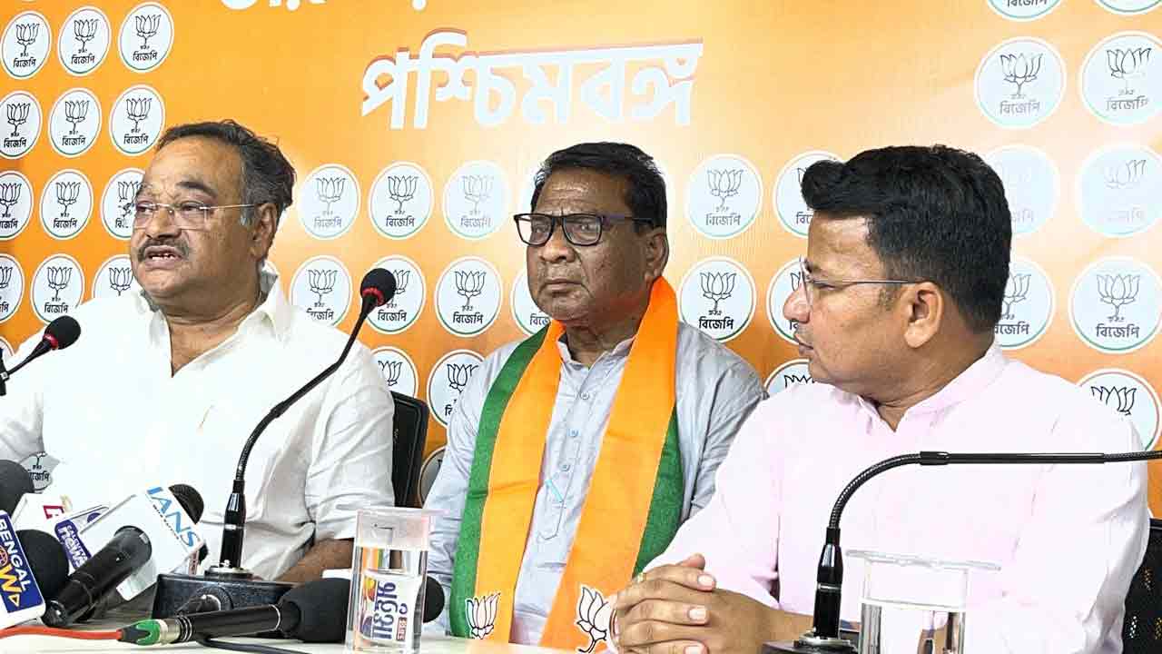 Purulia Zilla Parishad member and Santali author Kalendra Nath Mandi quits TMC, joins BJP