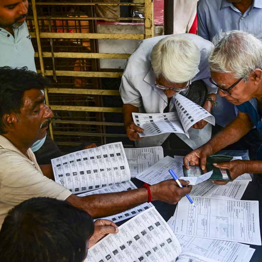 Out of 62 lakh, 36 lakh logical discrepancy data have been disposed of Election Commission in West Bengal SIR