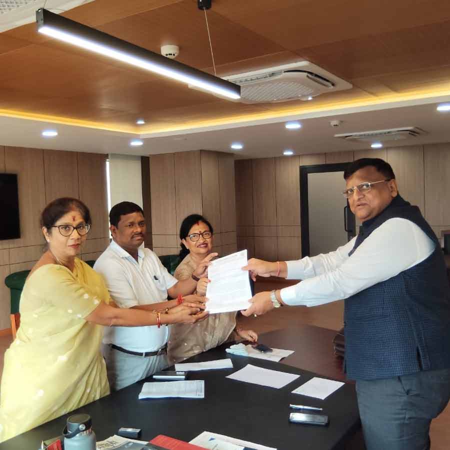 TMC approaches the Election Commission, alleging negligence in the revision of voter lists