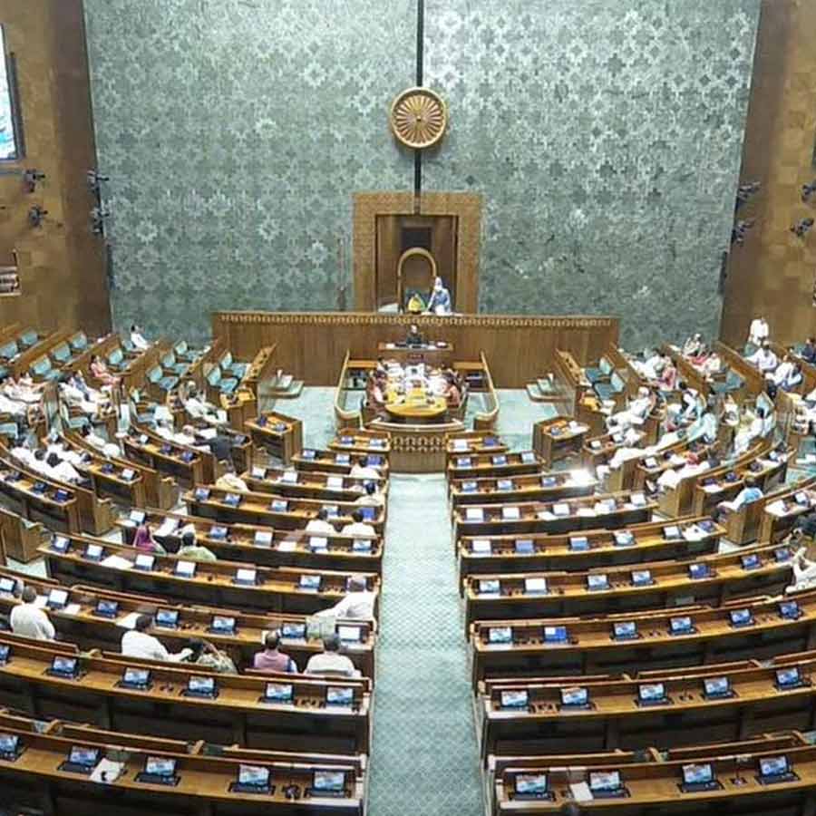 Joint parliamentary committee examining bills to remove PM, CMs get more time to submit report