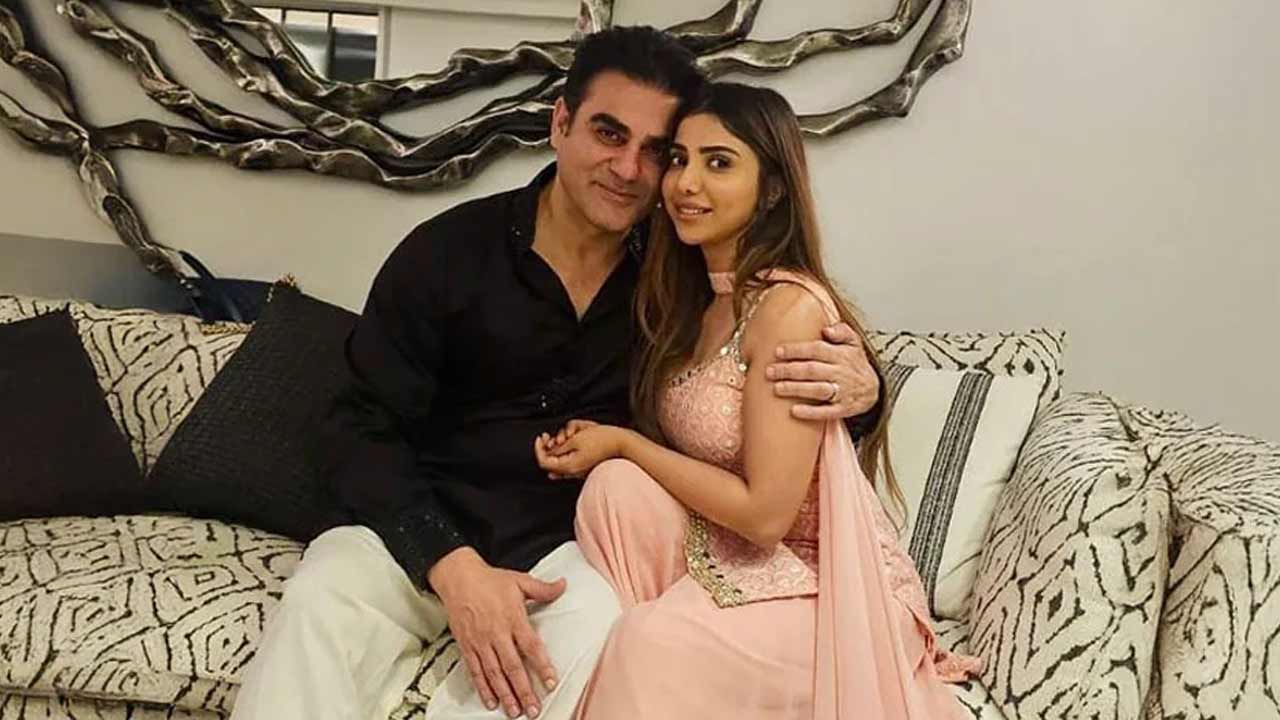 সন্তানের ঝলক প্রকাশ্যে আনলেন আরবাজ়-সুরা!