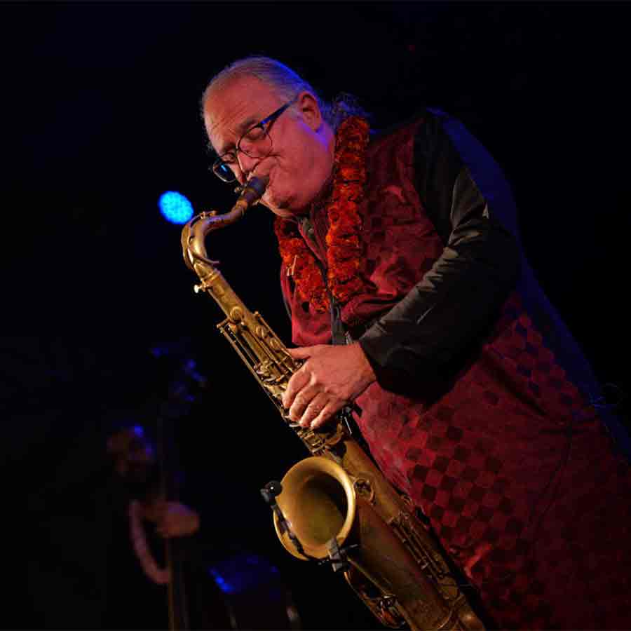 জর্জ ব্রুকস।