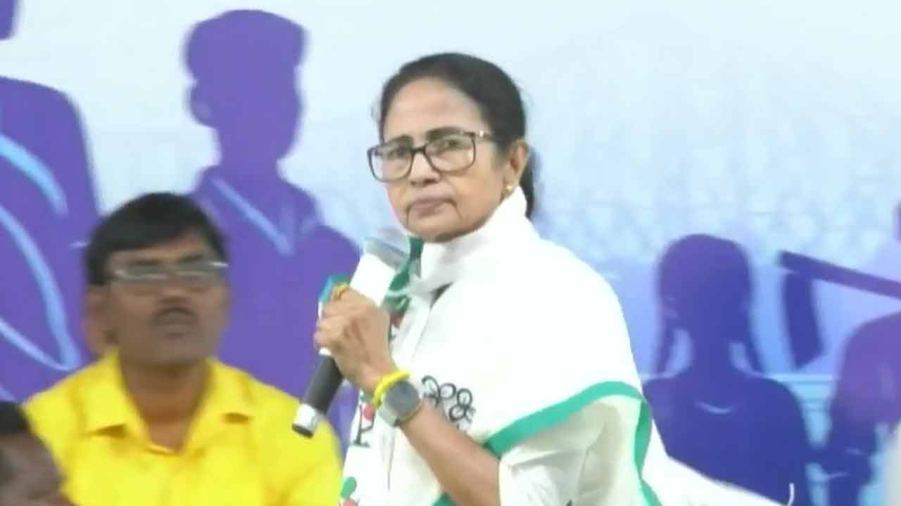 রঘুনাথপুরে মমতা বন্দ্যোপাধ্যায়।