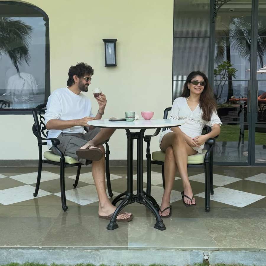 প্রতি রাতের ঘরভাড়া ৩ লক্ষ টাকা।