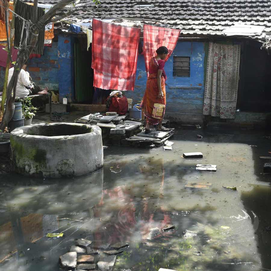 People are facing problems in Howrah due to poor drainage and sewage system