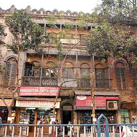 স্মৃতিসাক্ষ্য: সেই মেসবাড়ি। ছবি: বিশ্বনাথ বণিক