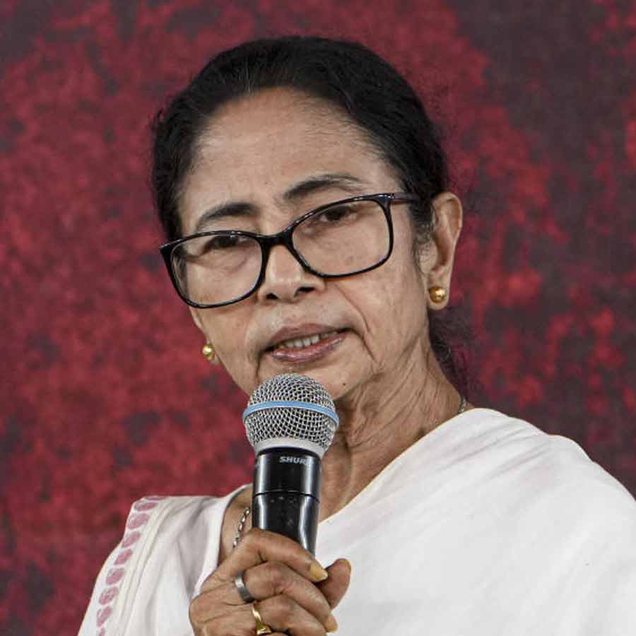 পুরুলিয়ার জনসভায় মমতা বন্দ্যোপাধ্যায়। রবিবার।