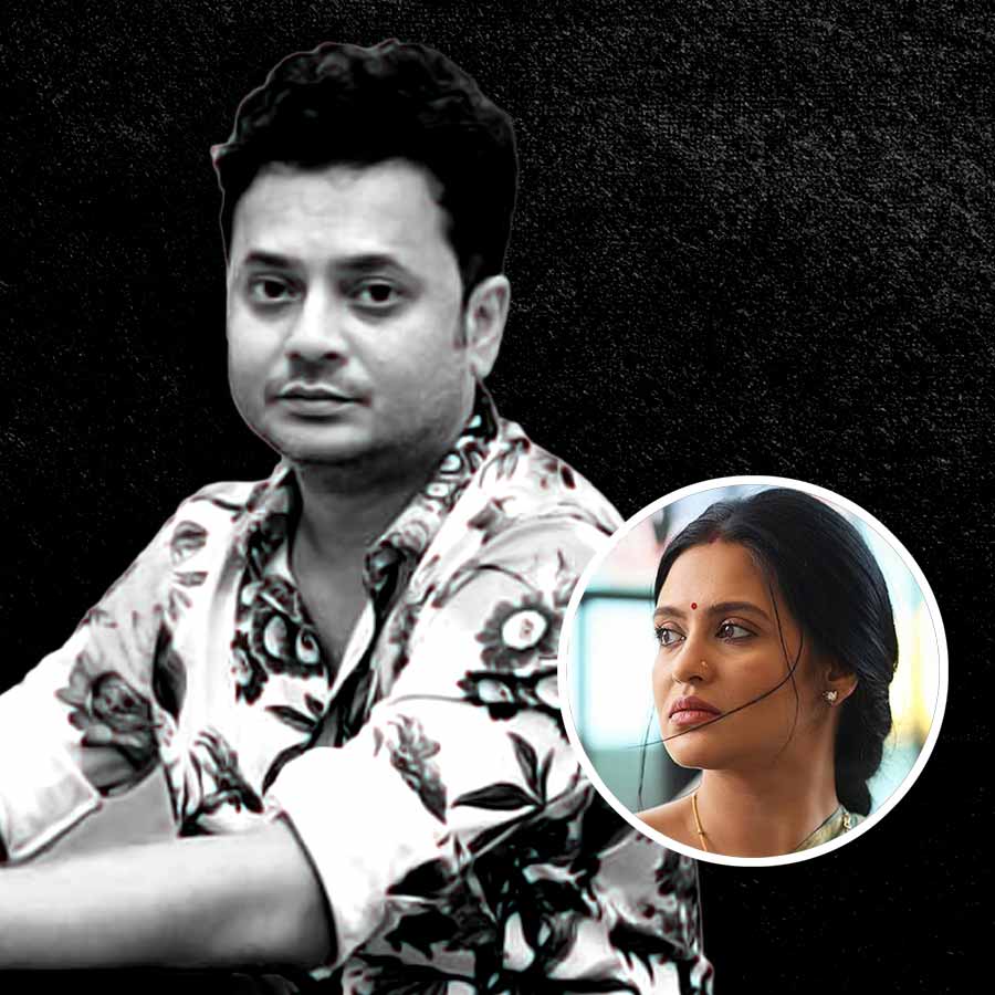 রাহুলের মৃত্যু সংবাদ পেয়েই অভিনেতার মায়ের কাছে ছুটলেন প্রিয়াঙ্কা!