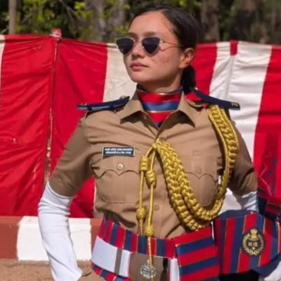 Woman Cop Poisoned Milkshake of Constable Father, Lover Reveals Truth After 3 Years