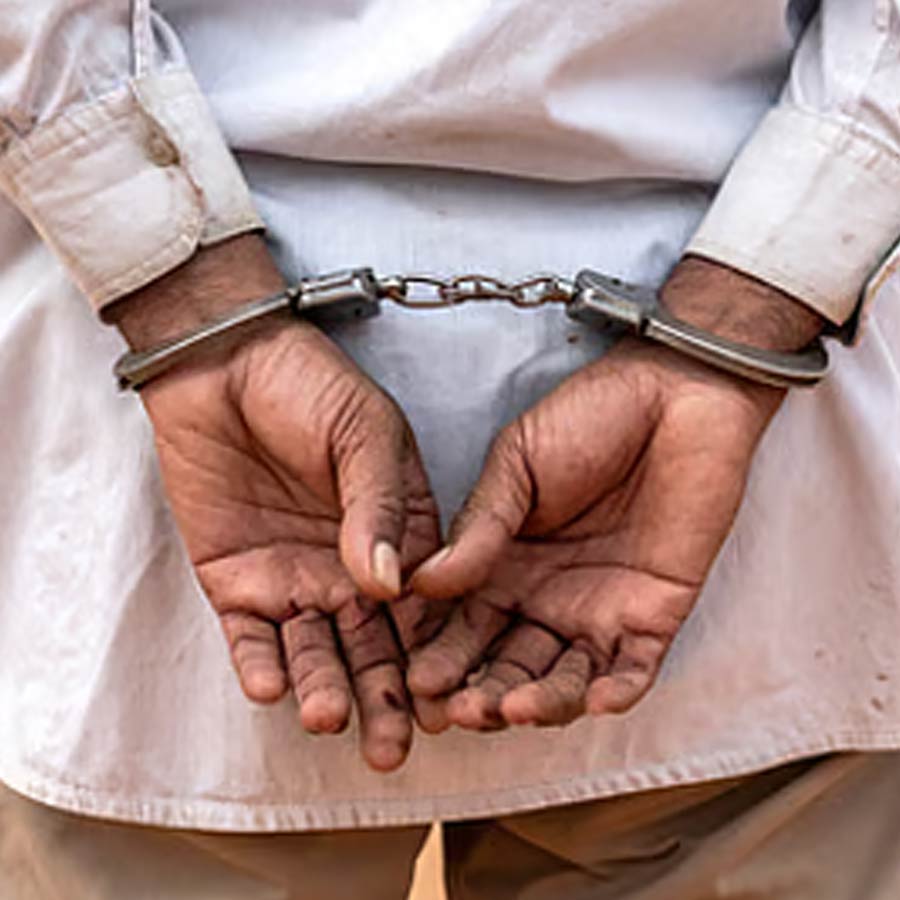 Woman Cop Poisoned Milkshake of Constable Father, Lover Reveals Truth After 3 Years