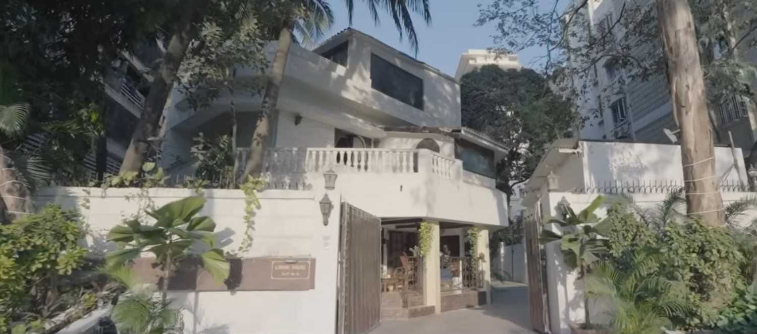 Bappi Lahiri's Luxurious House