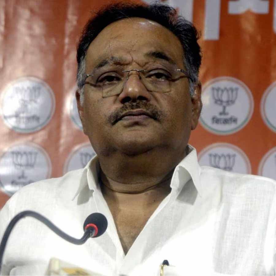 BJP state president and Rajya Sabha MP Samik Bhattacharya claims that there are no permanent teachers in nine universities in West Bengal dgtl
