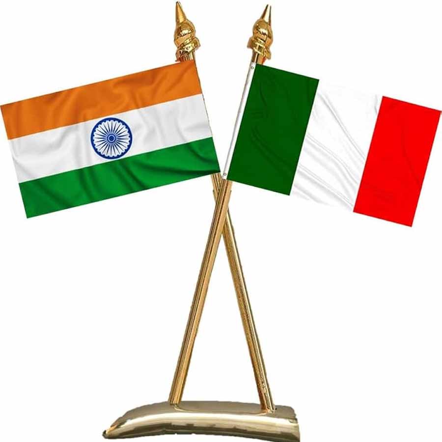 Italian Defense Minister meets Rajnath Singh