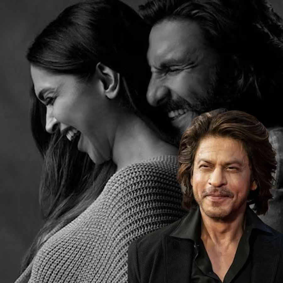 রণবীরকে সঙ্গে নিয়ে শাহরুখের শুটিং সেটে গিয়েছেন দীপিকা?
