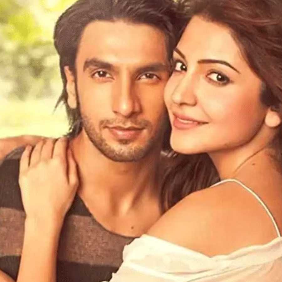 গভীর ছিল অনুষ্কা-রণবীরের সম্পর্ক?