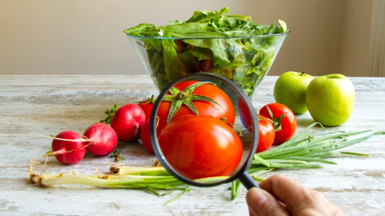কীটনাশক নিয়ে সতর্ক হবেন কী ভাবে?