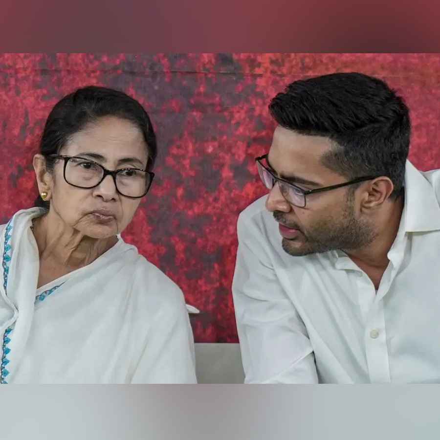 Mamata Banerjee held a long meeting with Abhishek Banerjee on Friday evening