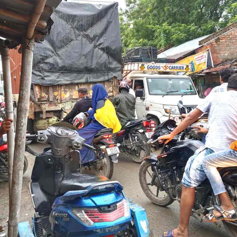 Local residents worried about heavy transport and traffic congestion over Phoolhar River Dam