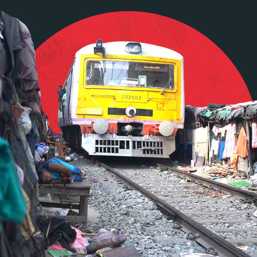 Kolkata slum dwellers share their mistrust about the political parties as the WB Election Results are soon to arrive dgtl