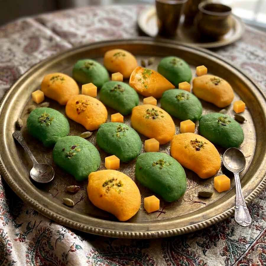 কাঁচা না কি পাকা আম জিতবে আজ?