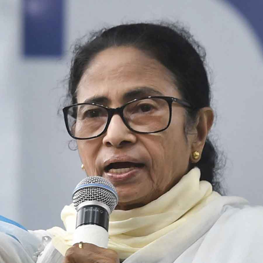 Mamta Banerjee says she will attend 21 July rally in Dharmatala