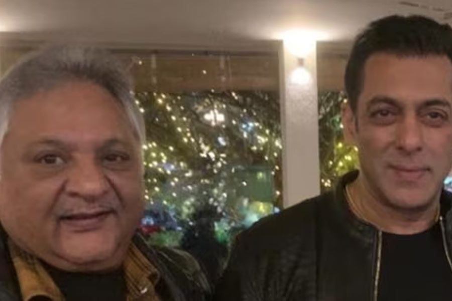 বন্ধু সুশীলকে হারিয়ে শোকগ্রস্থ সলমন।