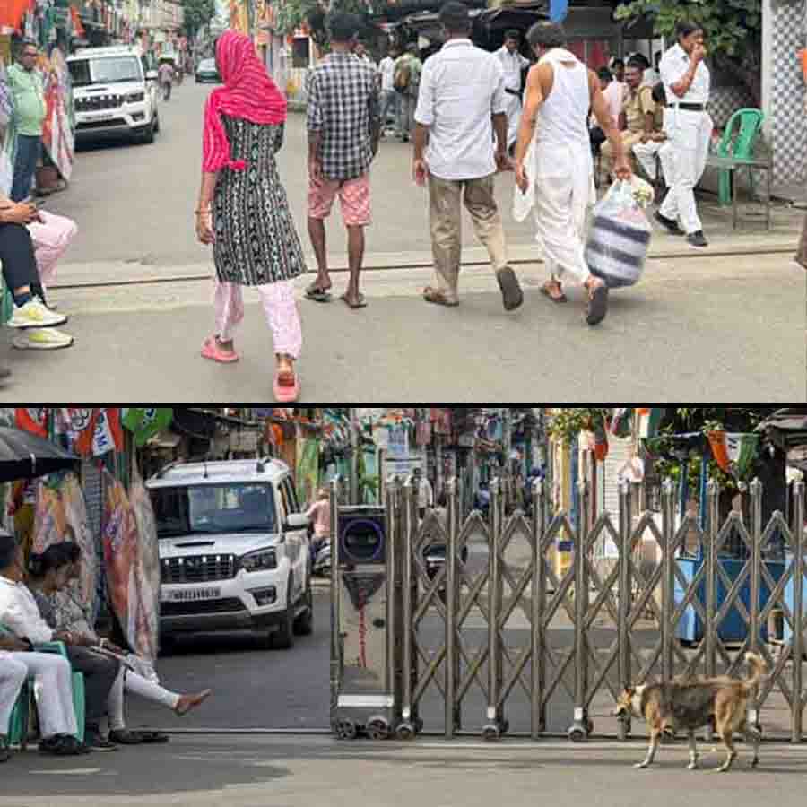 The ‘Caesar Barricade’ guarding the entrance to Former CM Mamata Banerjee’s residence has now been opened dgtl