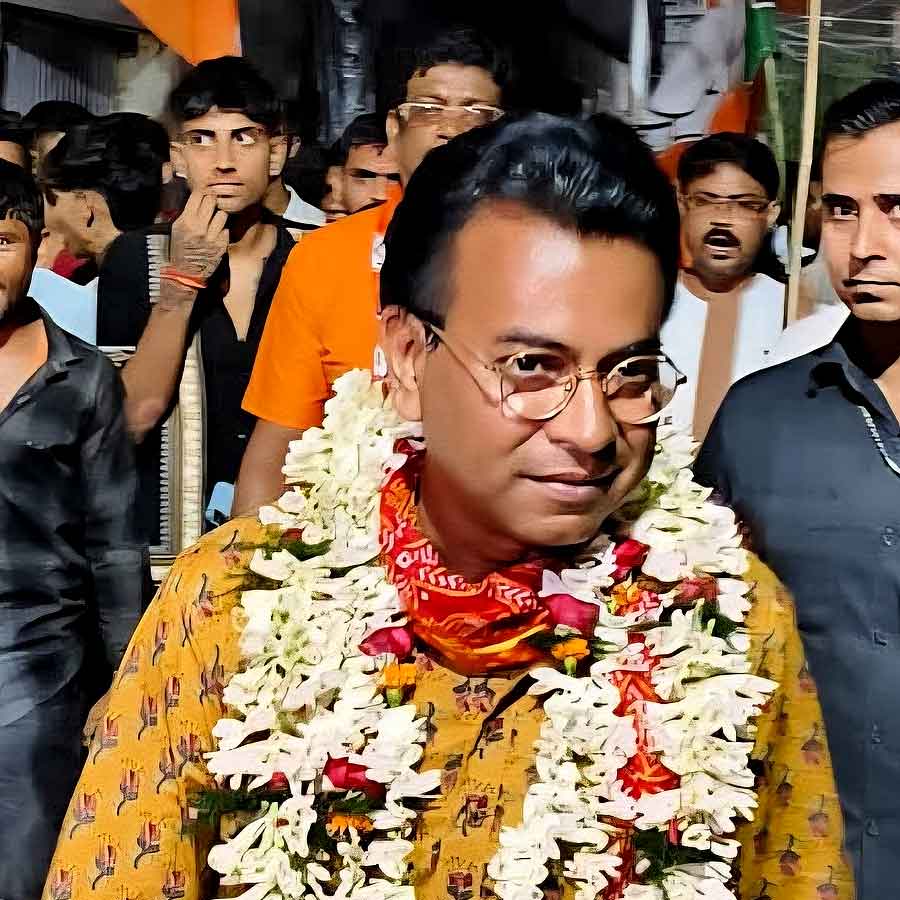 অভিনেতা থেকে নেতা রুদ্রনীল ঘোষ।