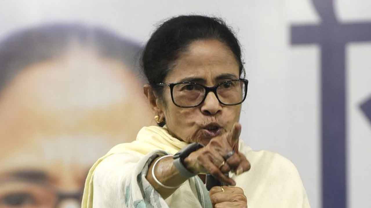 Mamata Banerjee will not resign from the post of Chief Minister, then will there be a constitutional crisis in West Bengal