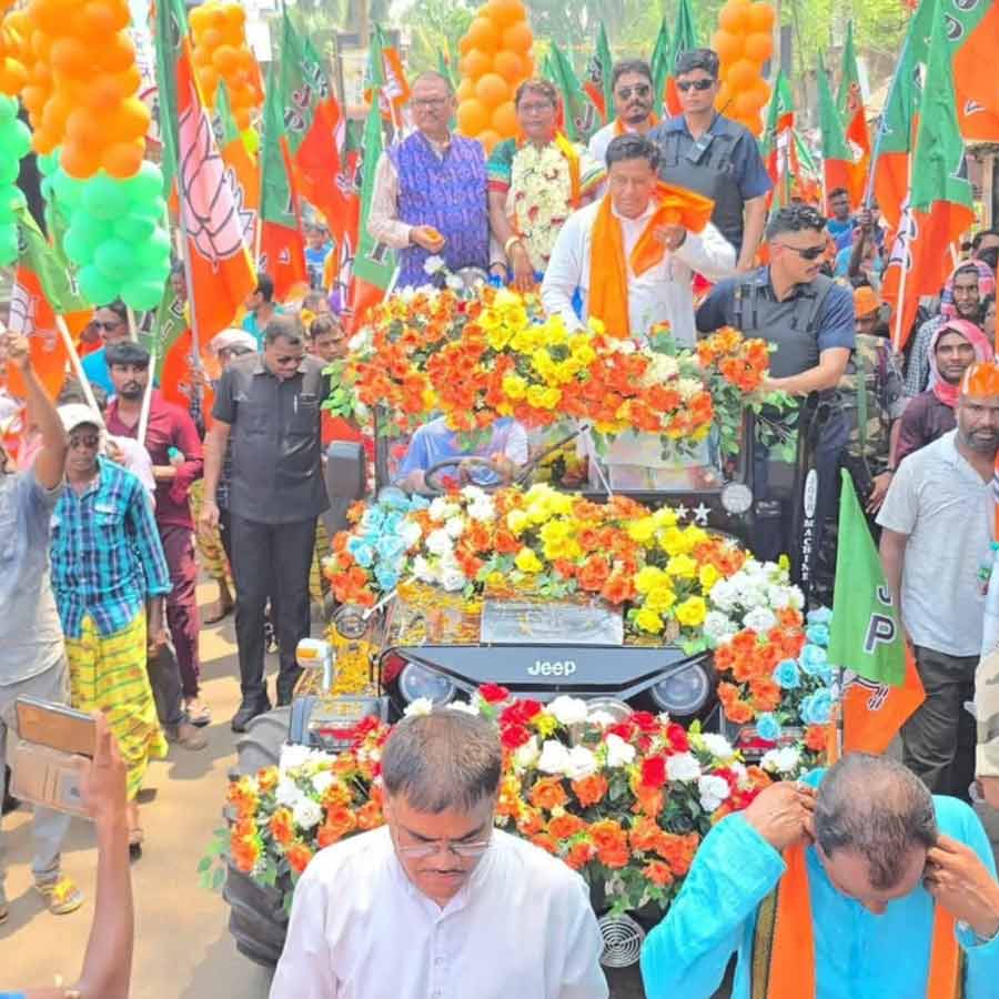 District-Wise seats comparison across TMC, BJP, Congress, CPIM