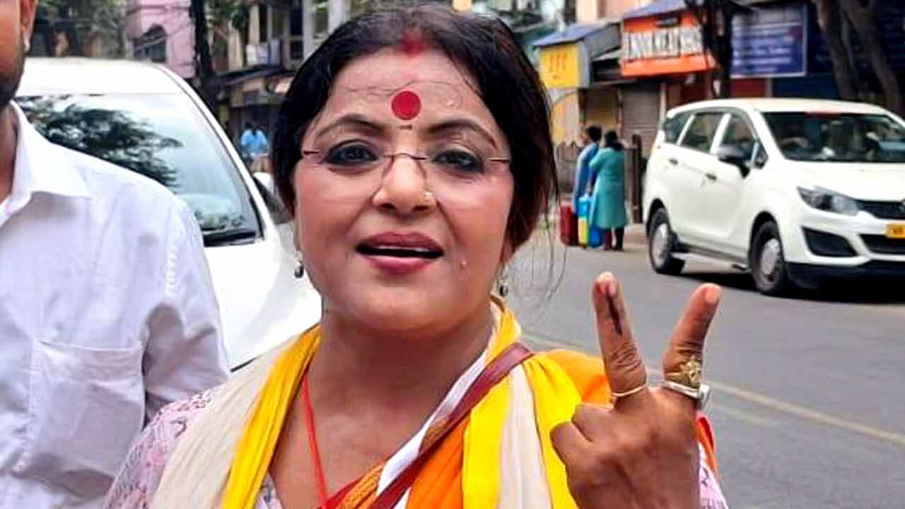কোন পরিবর্তনের বার্তা দিলেন পাপিয়া অধিকারী?