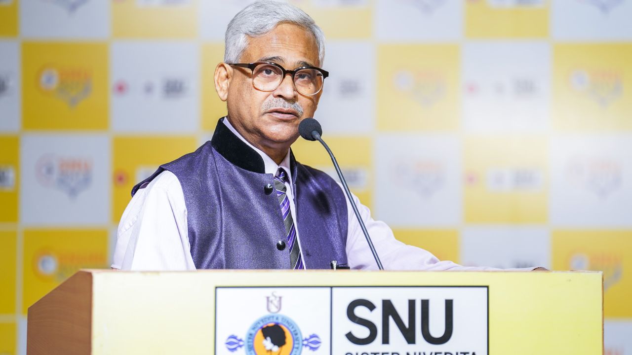 'সিস্টার নিবেদিতা ইউনিভার্সিটি'-র প্রো-চ্যান্সেলর অধ্যাপক ধ্রুবজ্যোতি চট্টোপাধ্যায়
