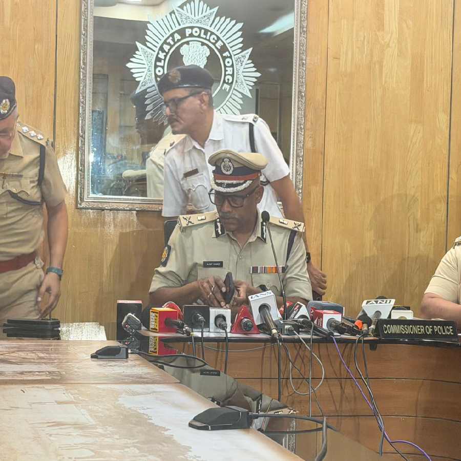 Press Conference of Police Commissioner of Kolkata Live Updates dgtl