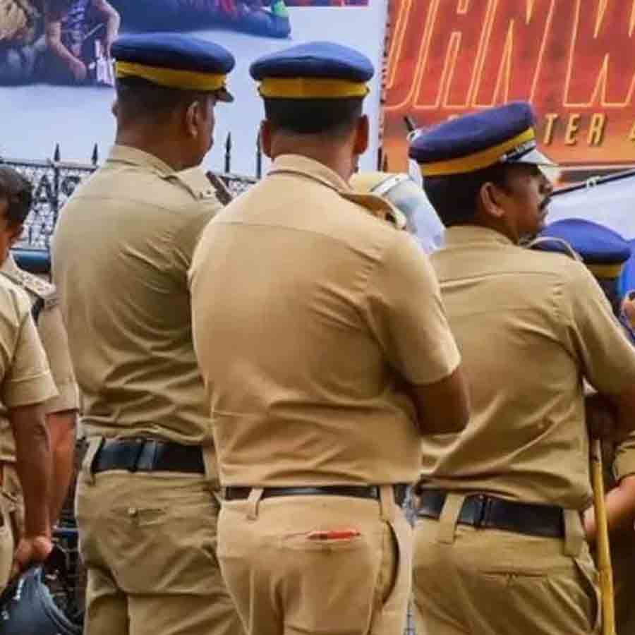 Police encounter in Uttar pradesh dgtl