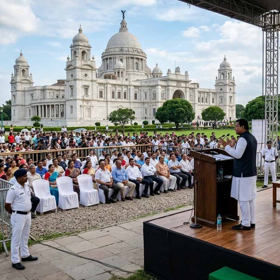 Lalbazar is forming a security cordon of around 4,000 police officers for the swearing-in ceremony at the Brigade Parade