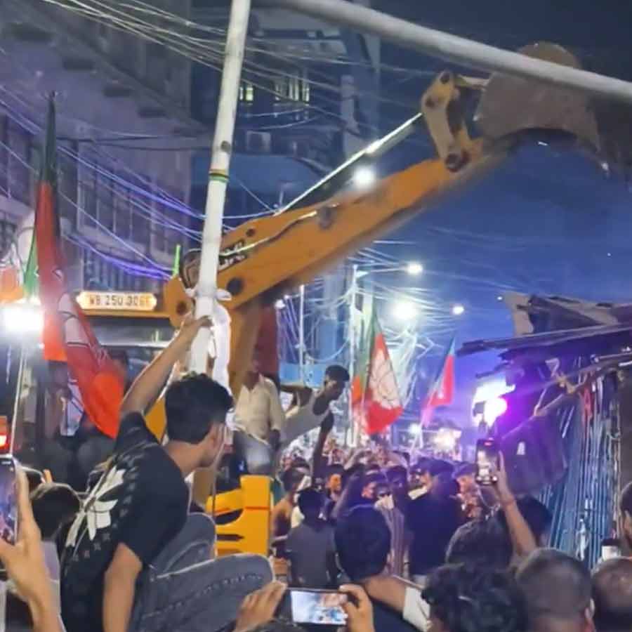 Police arrests several in New Market Bulldozer incident dgtl
