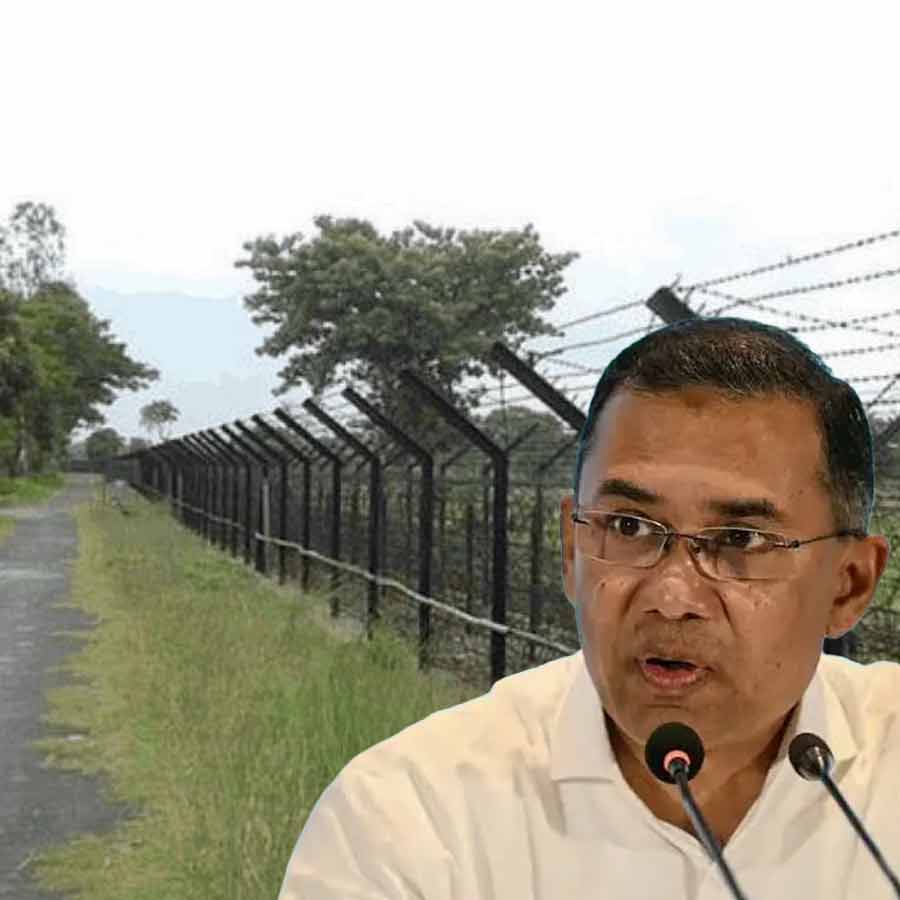 Bangladesh Home Minister says BGB has been directed to stay alert after West Bengal Election dgtl