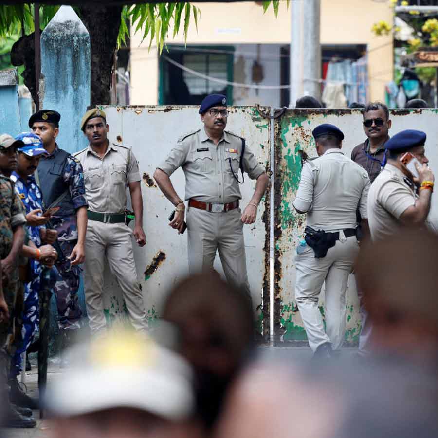 Police recovers a bike used by accused in death of Personal Secretary of Suvendu Adhikari dgtl