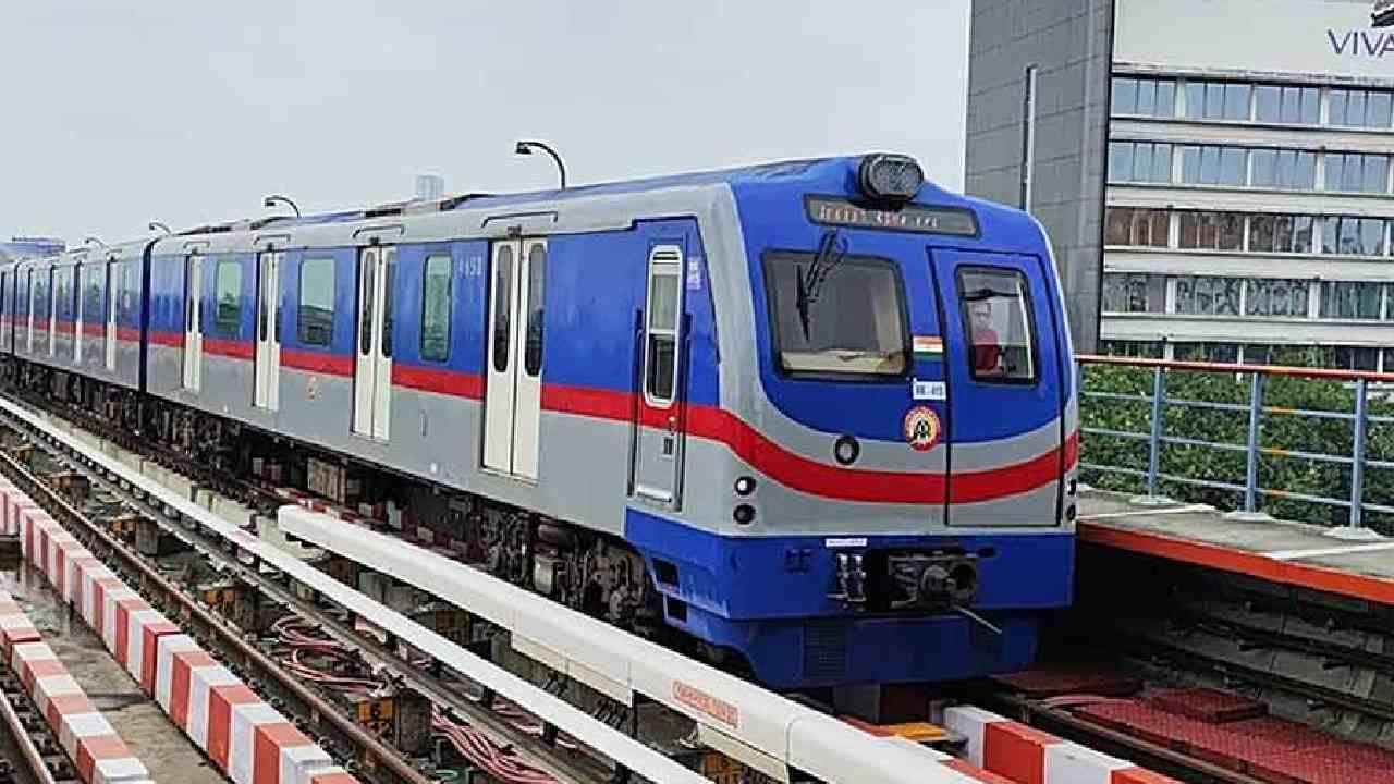 Kolkata Metro service disrupted after tree falls on tracks