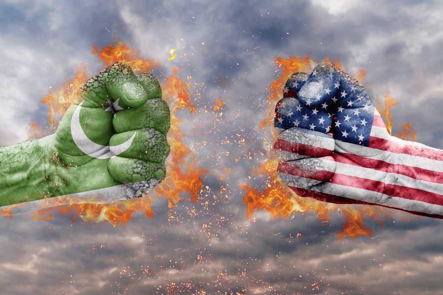 Why did US shut down its consulate of Peshawar in Pakistan