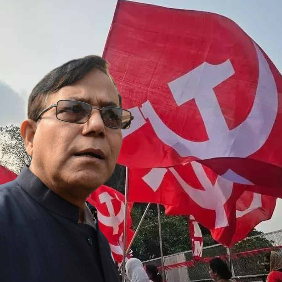 CPM mouthpiece gets Government advertisement after 15 years in West Bengal dgtl