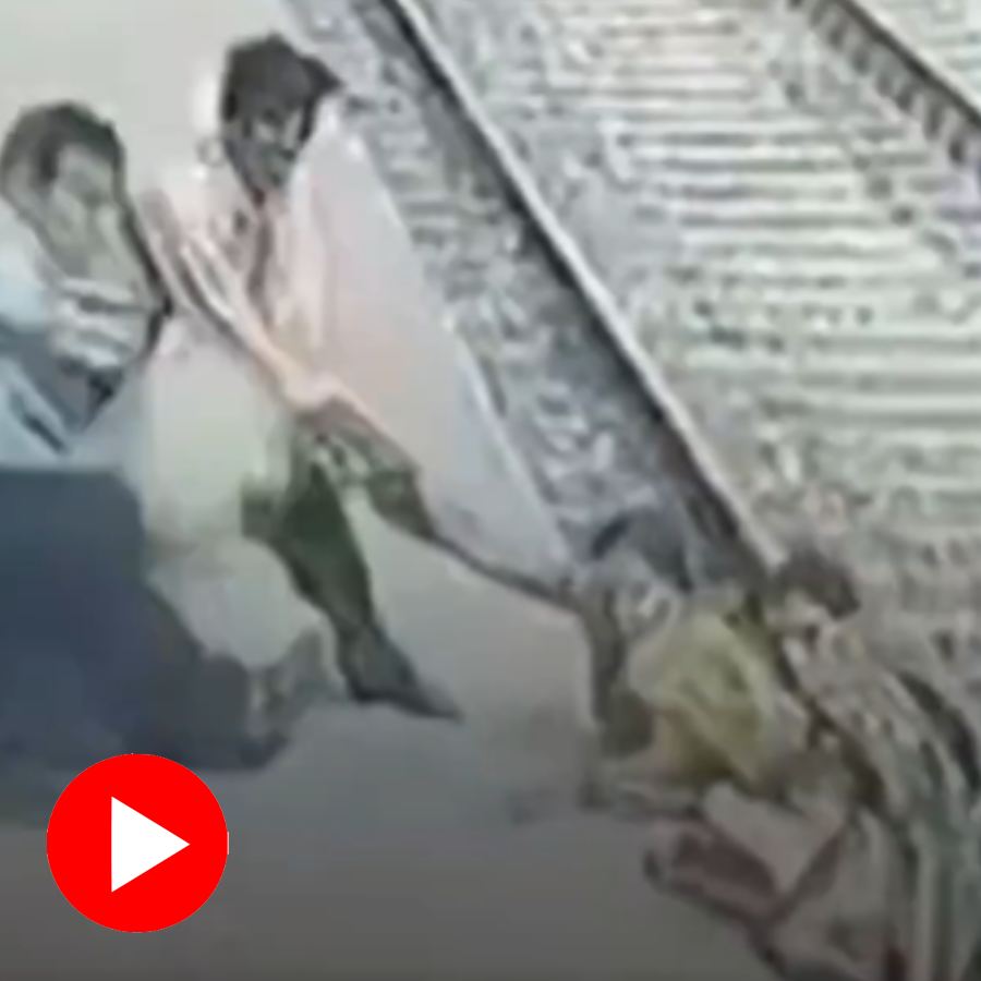 Video shows two woman died while crossing rail line