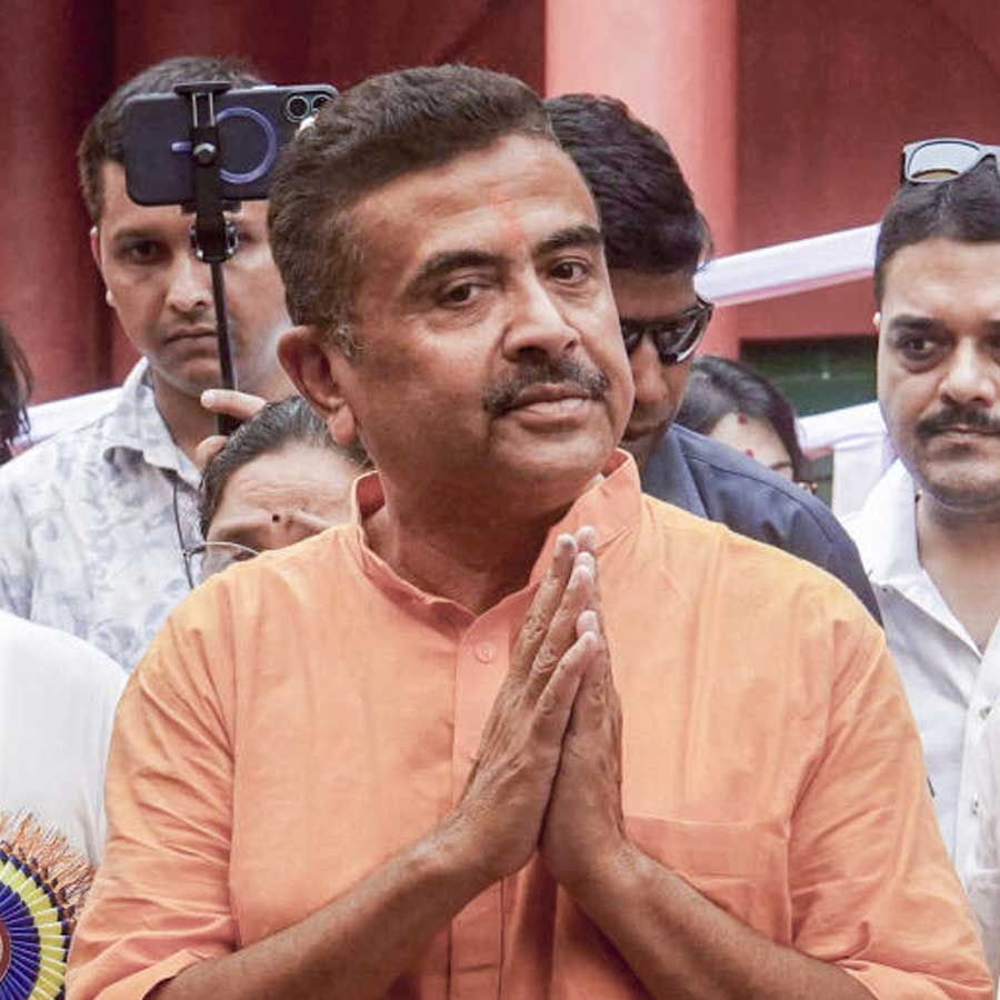 Suvendu Adhikari’s cabinet ministers likely to take oath on Monday in Lok Bhavan dgtl