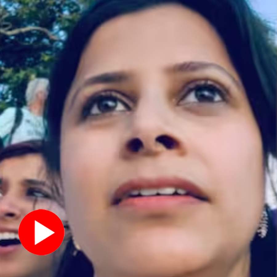 Video of Pune woman sharing horrible experience as monkey snatches her sunglasses in Bali Uluwatu temple dgtl