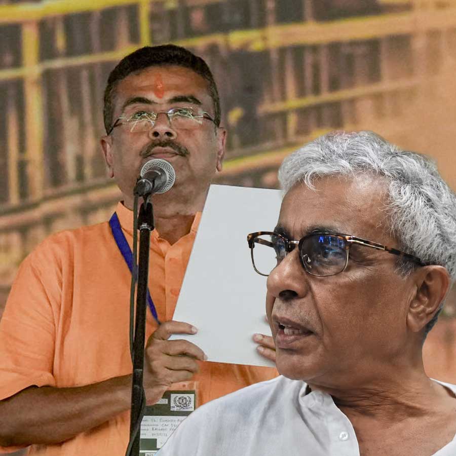 Sisir Adhikari on son Suvendu Adhikari