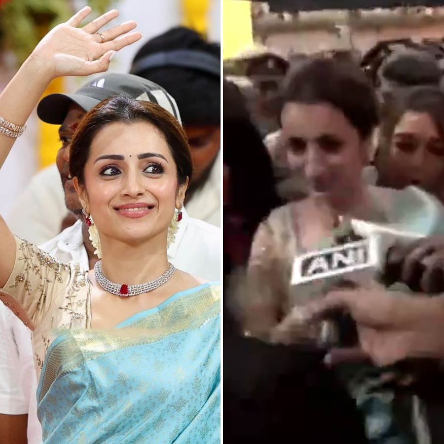 বিজয়ের শপথগ্রহণ অনুষ্ঠানে বিপাকে তৃষা!