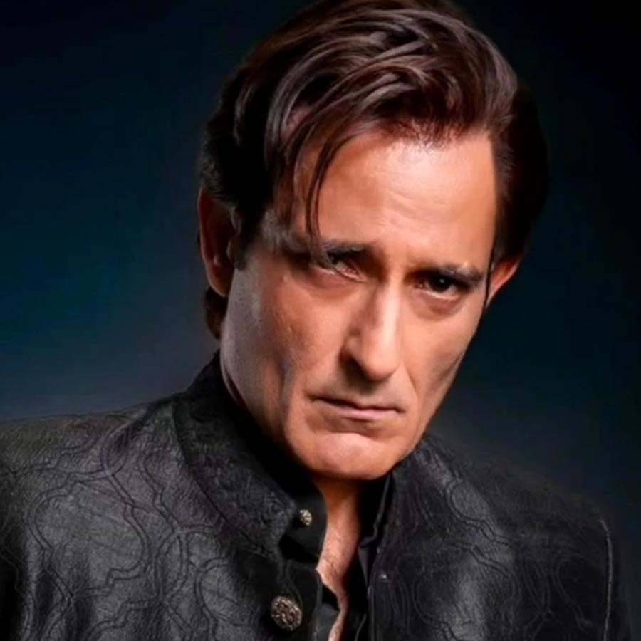 When Akshaye Khanna Lost His Temper After A Lesser-Known Actor Was Stopped From Having Lunch dgtl