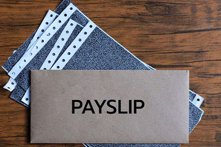 How much salaries have increased from 1st to 7th Pay commission of Central Government employees 