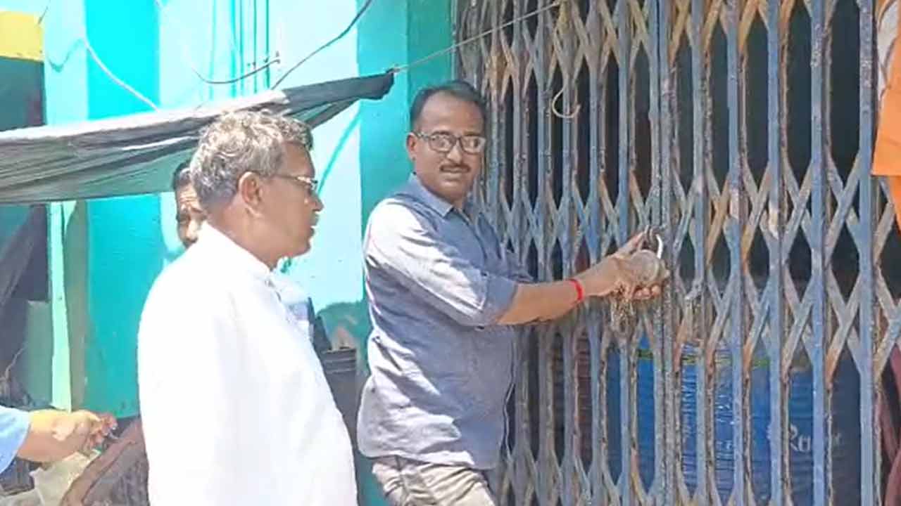 BJP candidates open closed panchayat offices in two assembly constituencies of South 24 Parganas district