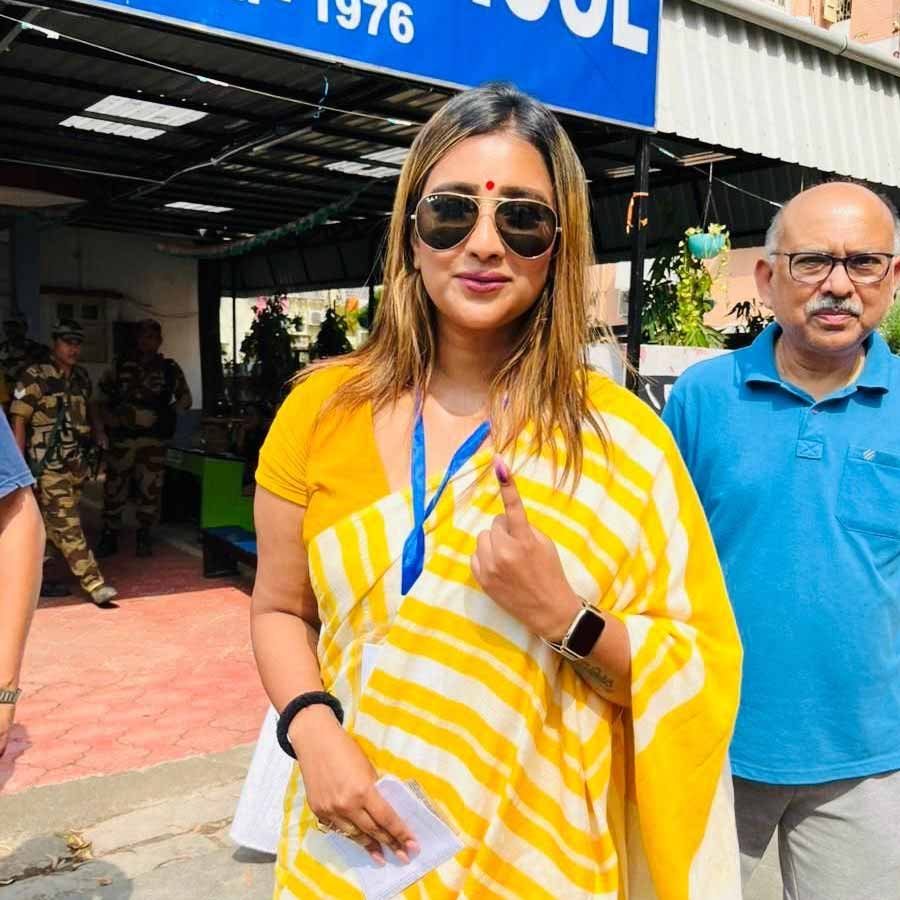 শরীরচর্চায় মন দিতে চান সায়ন্তিকা। 